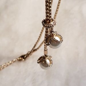 Gold and Pearl Slide Necklace F49